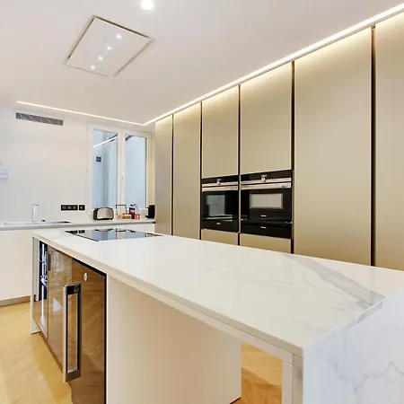 Apartment Stunning With View At The Very Heart Of Paris
